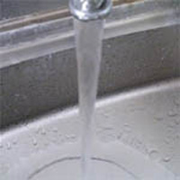 水